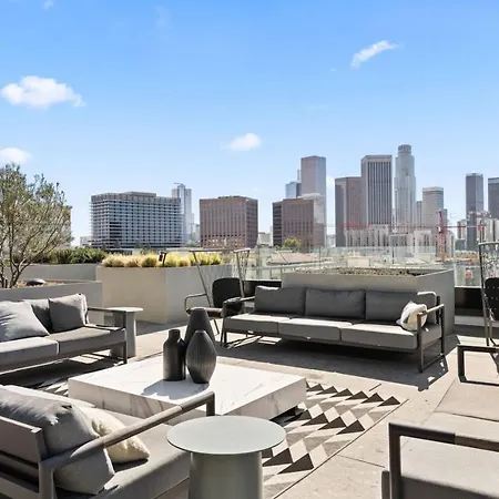 Chic Home, Dtla Skyline Views And Free Parking